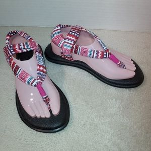 Sanuk Yoga Sling sandal size 8